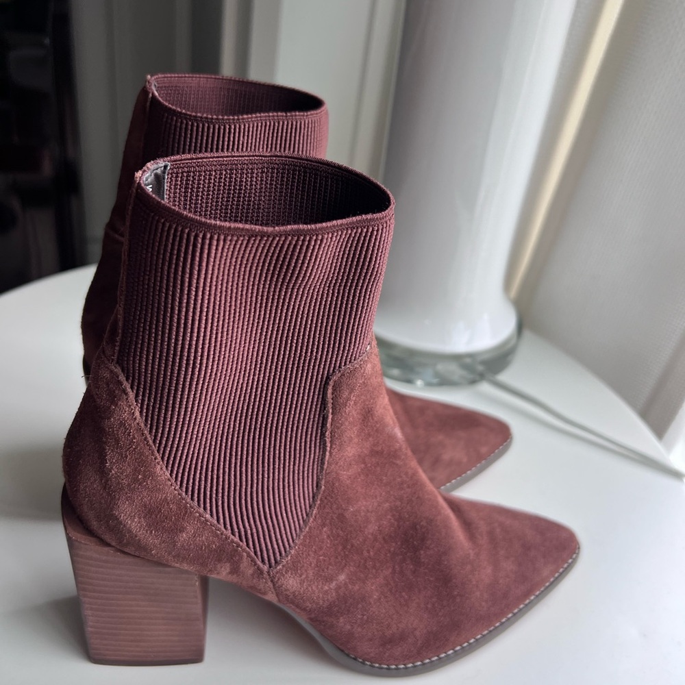 Steve Madden Tackle block heel knit taupe suede boots size 7.5